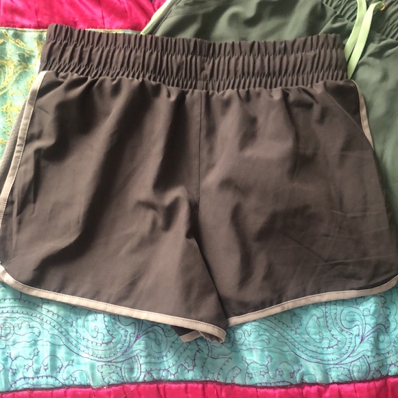 Reebok shorts - Picture 6 of 8